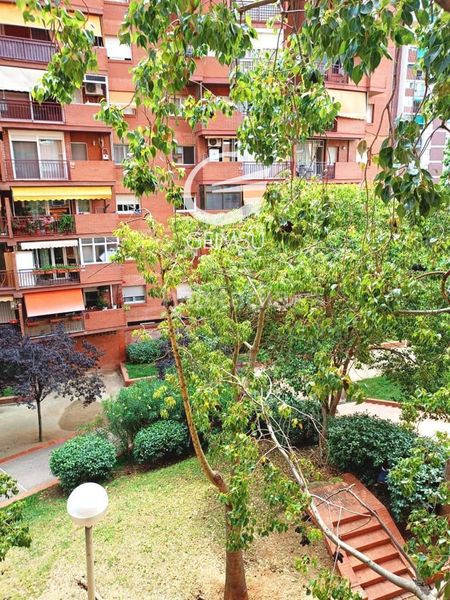 Foto fd05b921-02b7-4f3d-82c7-208807a772ff. Flat with heating in Vall d´Hebron Barcelona