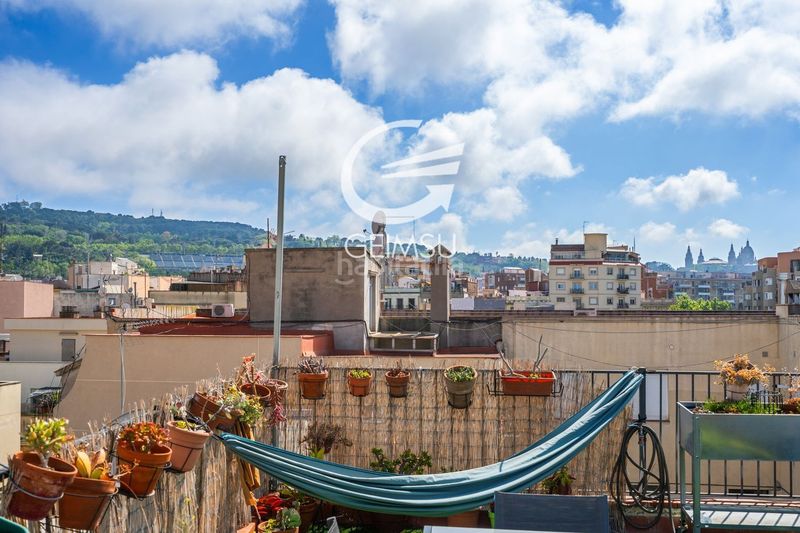 Foto a6a5f9d5-5e55-482a-9f90-fe2a674de2db. Pis a Raval Barcelona