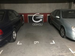 Aparcament cotxe a sepulveda