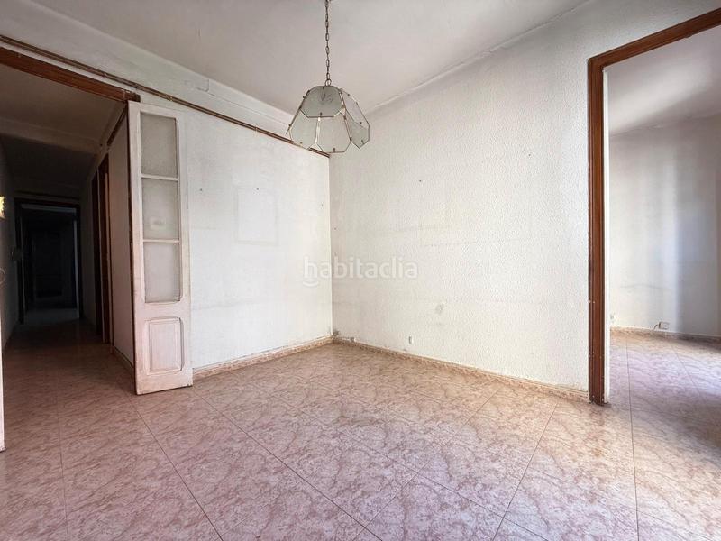 Foto 0dd9f69f-ae78-45b6-82c6-d0e870287ab6. Piso en Hostafrancs Barcelona