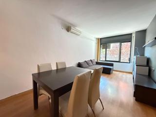 Pis  Carrer de trajà