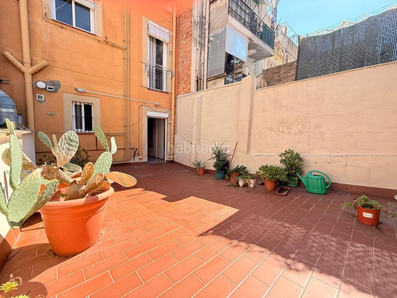 Foto d5813e6d-e291-4c13-b33d-0fe07496e2c6. Piso en Sants Barcelona