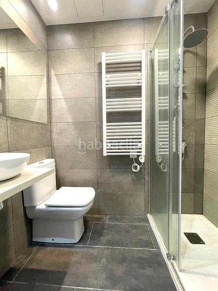 Foto 8a6990c3-29f7-49fa-9e56-69e4f783583b. Local comercial a La Bordeta Barcelona