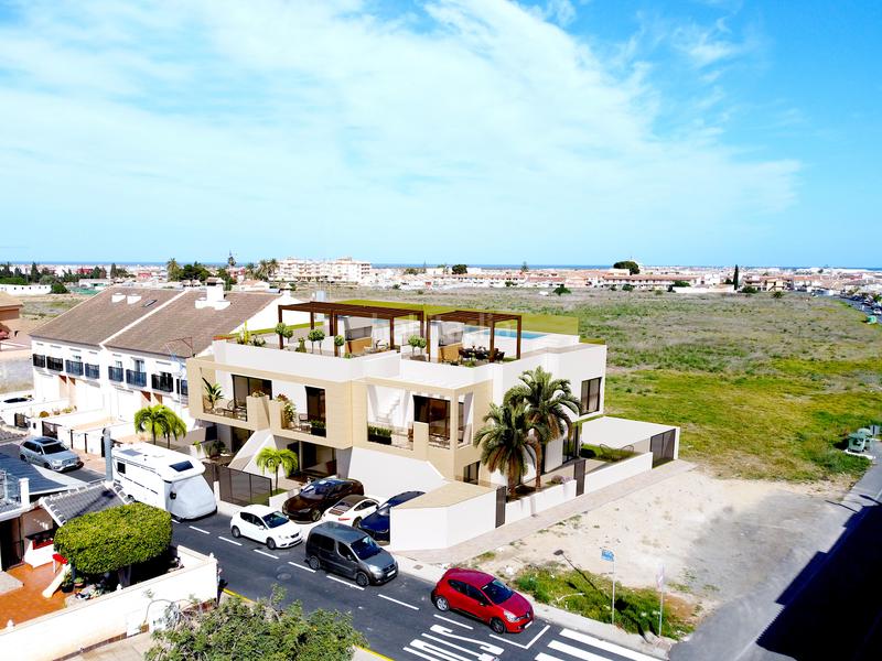 Foto 4d462bb4-4397-4e6e-928c-7569f2968314. Casa bungalow en planta baja con piscina privada en San Pedro del Pinatar