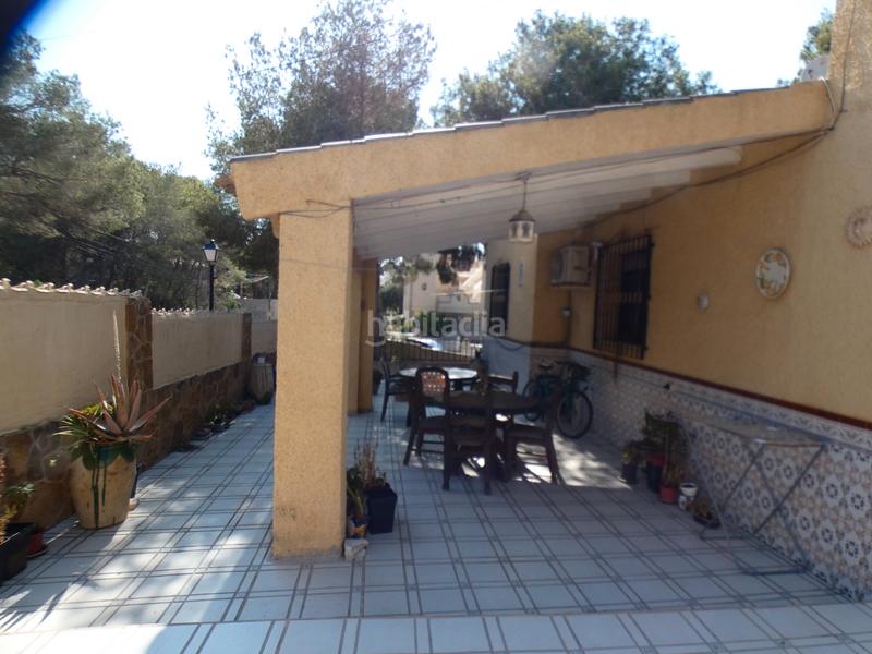 Foto 2012b133-096b-4e7f-b495-e91a9ba60f93. Chalet with pool in Villamartín-Las Filipinas Orihuela