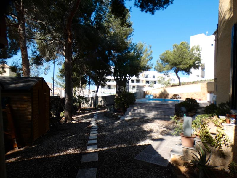 Foto 944f2e42-c944-45ed-b0f4-45fd1b4bd02d. Chalet with pool in Villamartín-Las Filipinas Orihuela