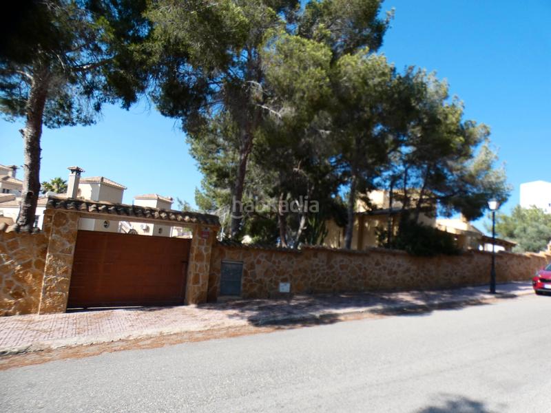 Foto 9bcbb957-60c7-4299-84d2-776cd1646d7e. Chalet with pool in Villamartín-Las Filipinas Orihuela