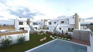 Casa a Pilar de la Horadada Ciudad. Bungalow en planta baja de 3 dormitorios y 2 baños con piscina c