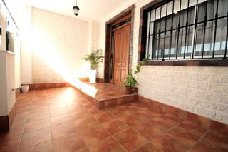 Maison jumelée à Pilar de la Horadada Ciudad. Espectacular dúplex de 4 dormitorios, (4ºbuhardilla) y solárium