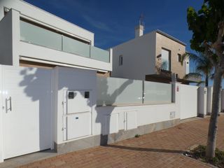 Casa adosada en Los Peñascos-El Salero-Los Imbernones
