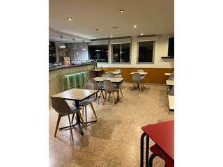 Alquiler Local Comercial  Onze de setembre. Restaurante en traspaso en corró d'avall