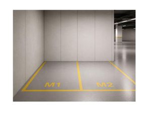 Car parking in calle de la Masia d'en Frederic