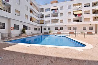 Appartement à Centre. A 3 minutos de la playa, con piscina comunitaria