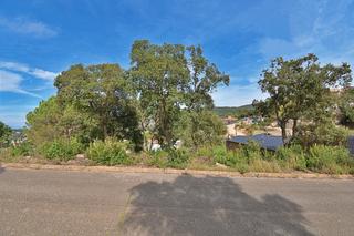 Residential Plot in Lloret Residencial - Montlloret. Zona con naturaleza  y grandes vistas