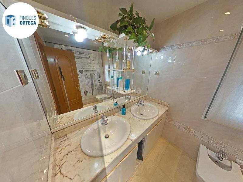 Foto 06271f09-b182-44e2-a245-a1b13fe778e5. Haus mit heizung parking in Lliçà d´Amunt