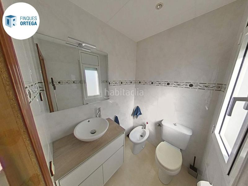 Foto bccd6c78-9c1d-4391-893a-f16c49560541. Haus mit heizung parking in Lliçà d´Amunt