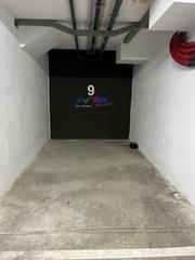 Aparcament cotxe a Centre. Garaje en venta en centro.