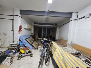 Business premise in El Tancat-Mas d´en Gual. Local en venta en el tancat.
