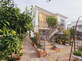 Haus in Calafell Park. Casa en venta en valldemar, 5 dormitorios.