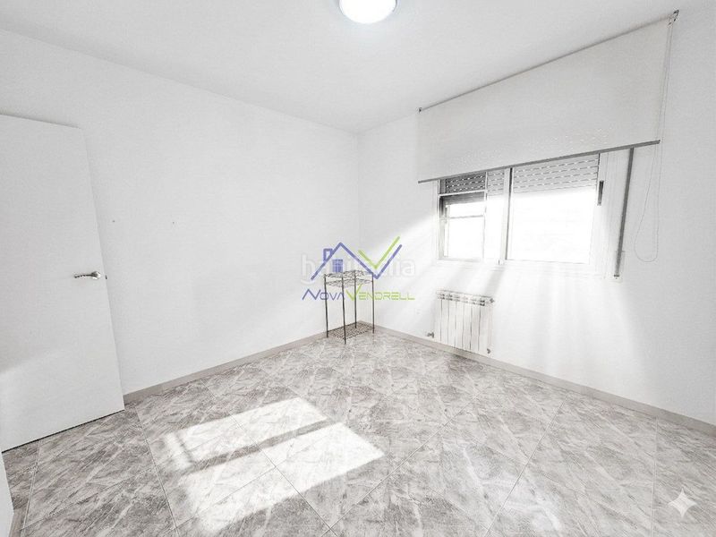 Foto c45c85d7-8689-4376-aded-dfb0d64420aa. Flat with heating parking in Centre Vendrell (El)