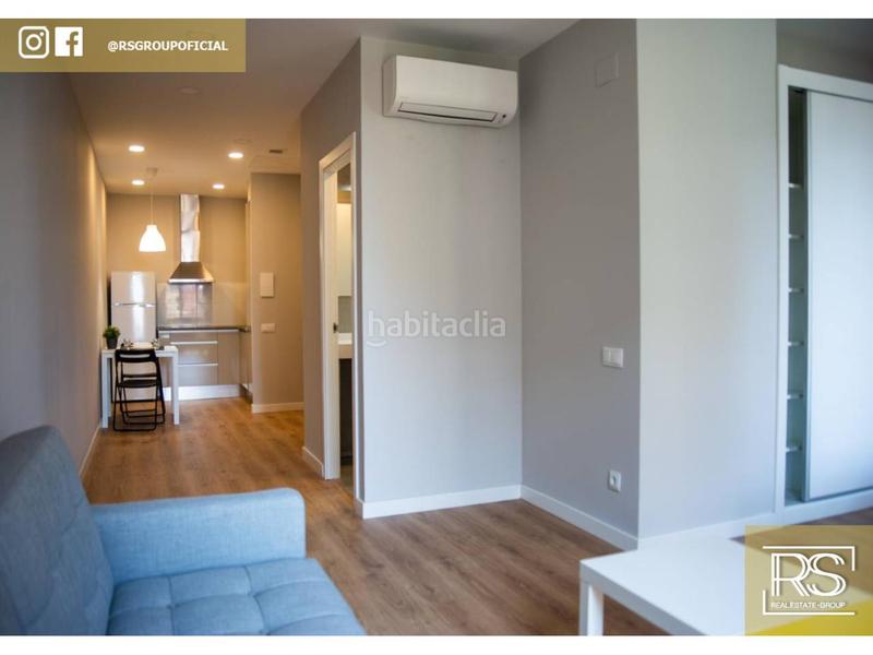 Foto b945a7e8-31b8-45d4-8fa7-398a176976ef. Lloguer estudi a Sants Barcelona