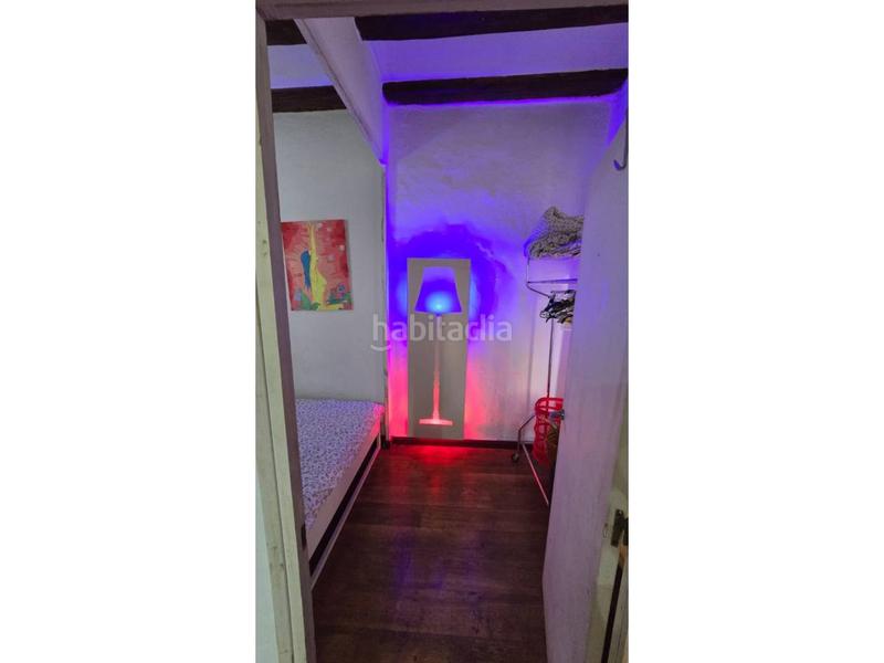 Foto d7f5967e-ed91-4592-a3ea-146c09aee221. Rent flat with heating in Raval Barcelona