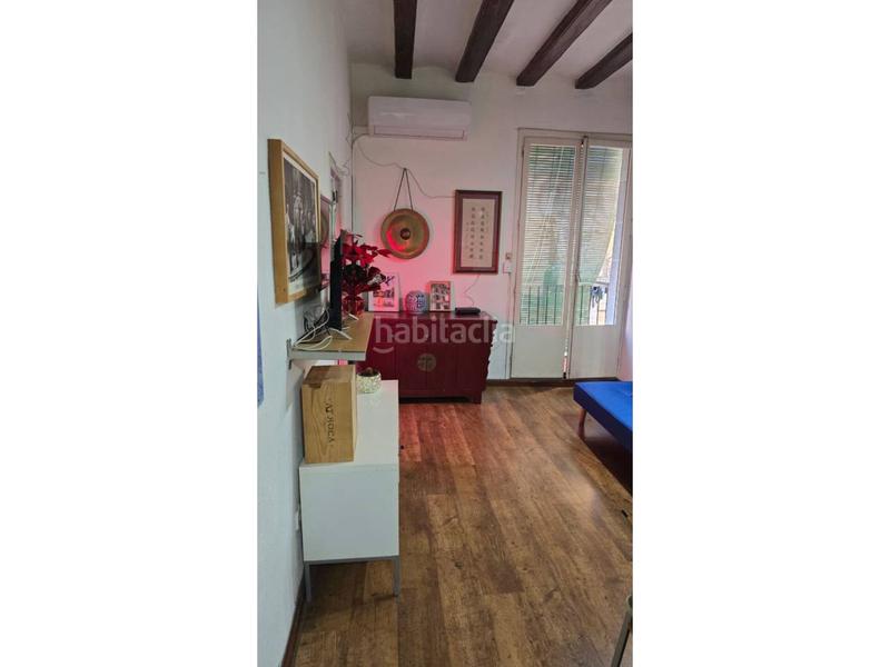 Foto e4dc1a56-e81f-4218-8b7c-b720fdf46289. Rent flat with heating in Raval Barcelona