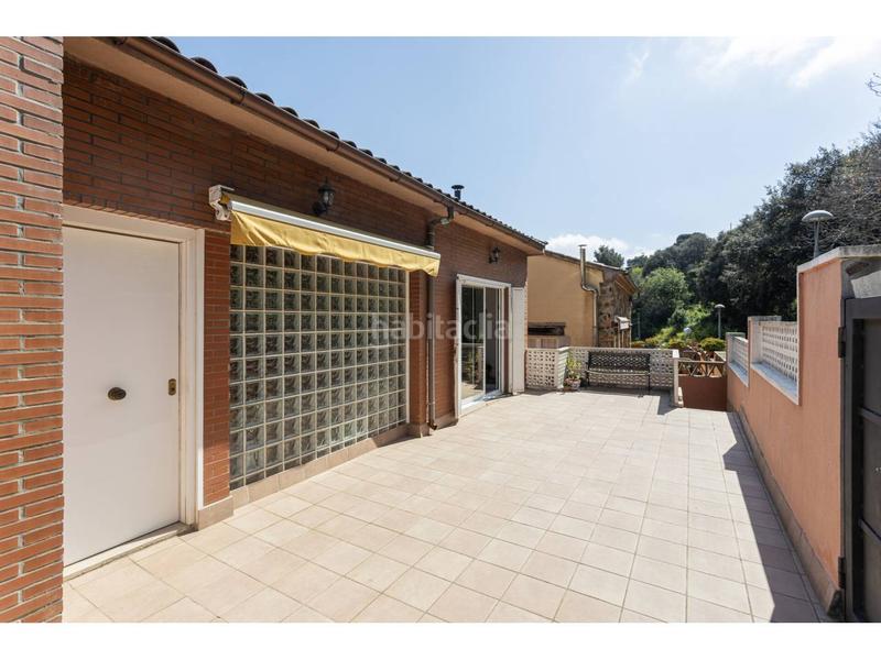 Foto 5a4870eb-49d8-4955-b7d4-a943f752b1a3. Casa amb calefacció a Sant Genís dels Agudells Barcelona