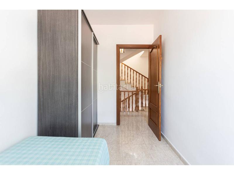 Foto b147d8f5-e7b9-43a0-aaa9-74628f7f260d. Casa amb calefacció a Sant Genís dels Agudells Barcelona