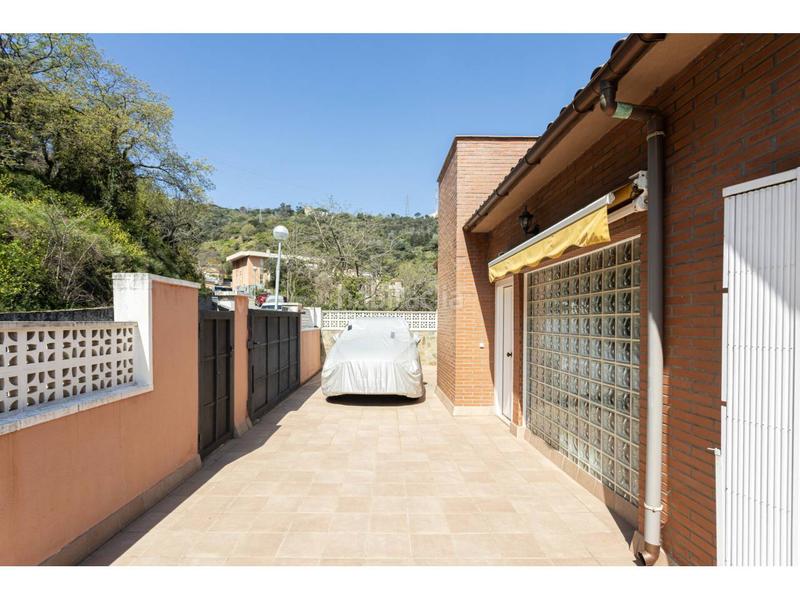 Foto da228e96-32e3-41fa-bb22-d452b368c9ba. Casa amb calefacció a Sant Genís dels Agudells Barcelona