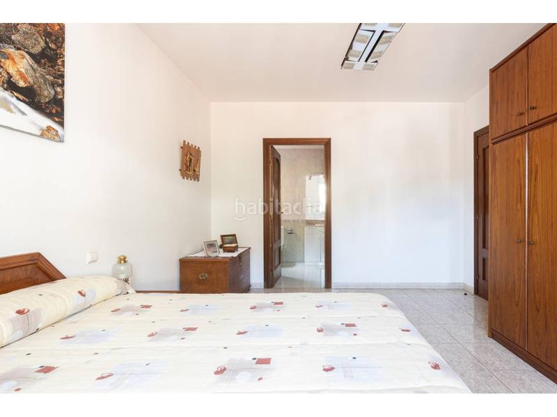 Foto eb43b7c2-3801-4f1c-bbcc-71d868249a28. Casa amb calefacció a Sant Genís dels Agudells Barcelona