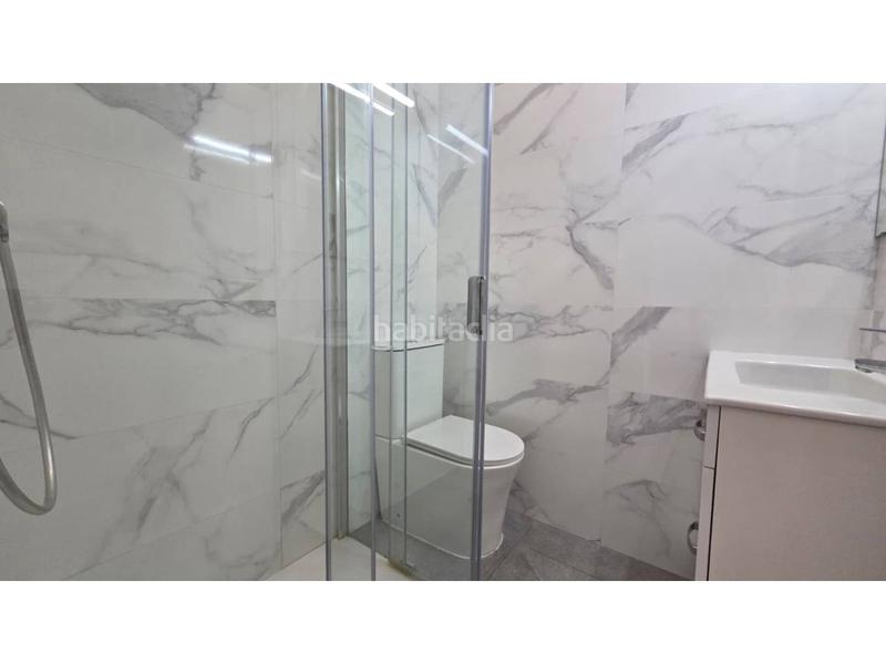 Foto 467bad27-f763-45cb-b66f-93f0b074341f. Location appartement dans El Camp de l´Arpa del Clot Barcelona