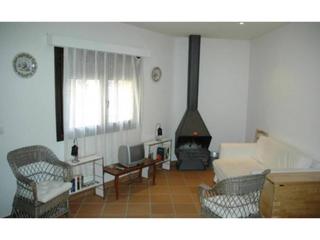 Lloguer Casa aparellada  Font del mont. Encantador chalet pareado en barcelona