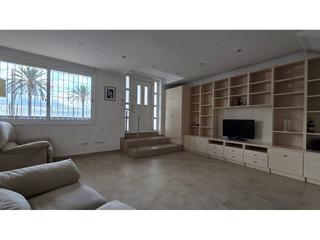 Rent Chalet  Prat de la riba. Encantador chalet en el masnou  alquiler temporal