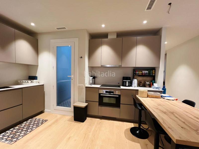 Foto df25bc62-0965-4f7d-a315-d2bf38b3f3b9. Lloguer pis amb calefacció a Putget - Farró Barcelona