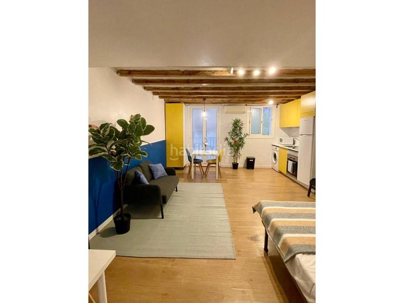 Foto ae33a32b-2009-4ec9-b9d6-59f669607c07. Location studio avec chauffage dans Gòtic Barcelona