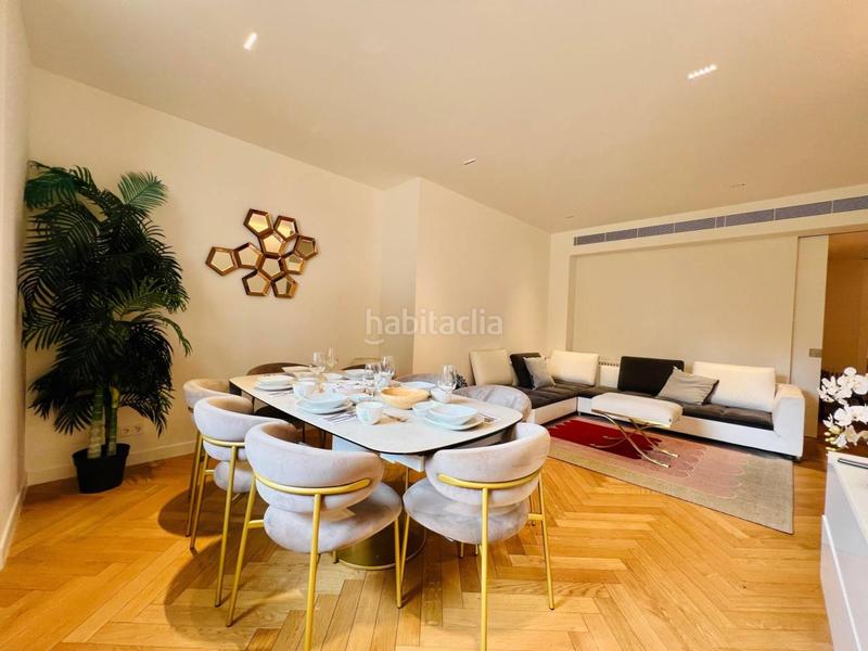 Foto 2cf1c928-fe5a-45a7-9414-e6985685a1cc. Flat with heating parking pool in L´Antiga Esquerra de l´Eixample Barcelona