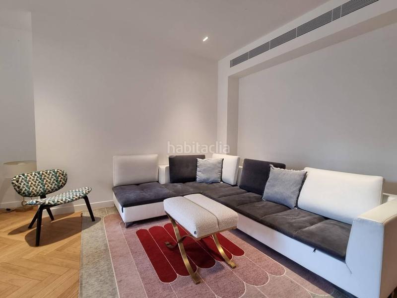 Foto 38bcbe77-acff-4951-8ea8-afecd3d4ab39. Flat with heating parking pool in L´Antiga Esquerra de l´Eixample Barcelona