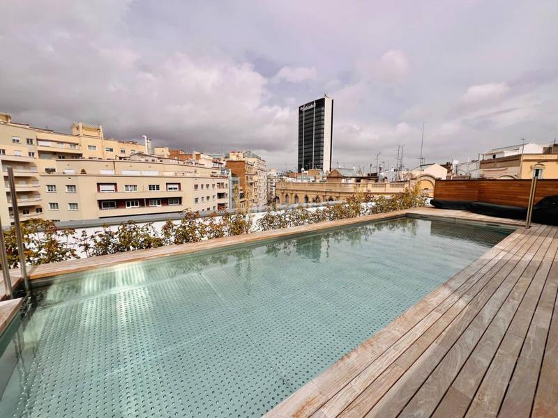 Foto d7d7da3b-ec81-4430-910a-e6c1a2150fc9. Flat with heating parking pool in L´Antiga Esquerra de l´Eixample Barcelona