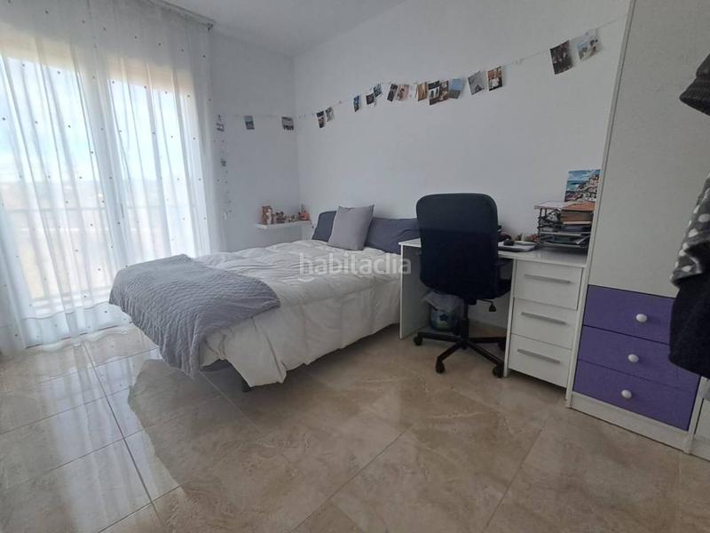 Foto 4b766e27-aef8-487c-994d-be6cbe8be55c. Haus mit heizung parking in Abrera