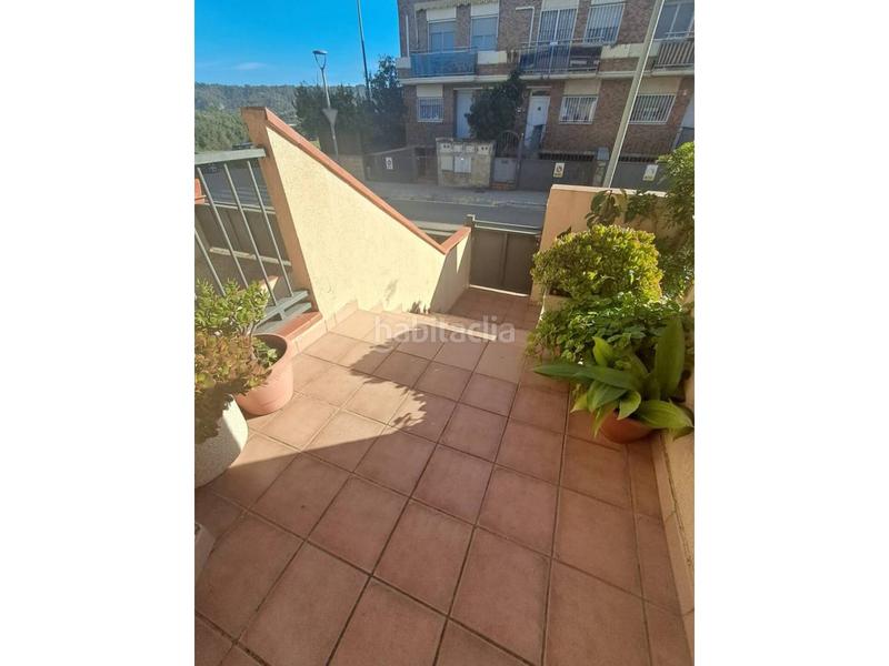 Foto d9049063-c970-45af-8a8a-83ce8fb6075e. Haus mit heizung parking in Abrera