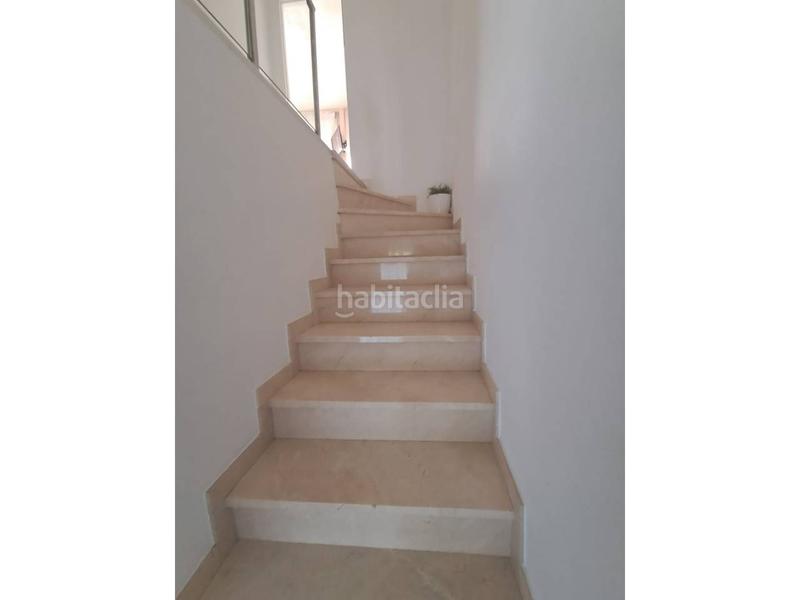 Foto e5b2f9dd-145e-4bf6-a9ad-1c53d69cf625. Haus mit heizung parking in Abrera