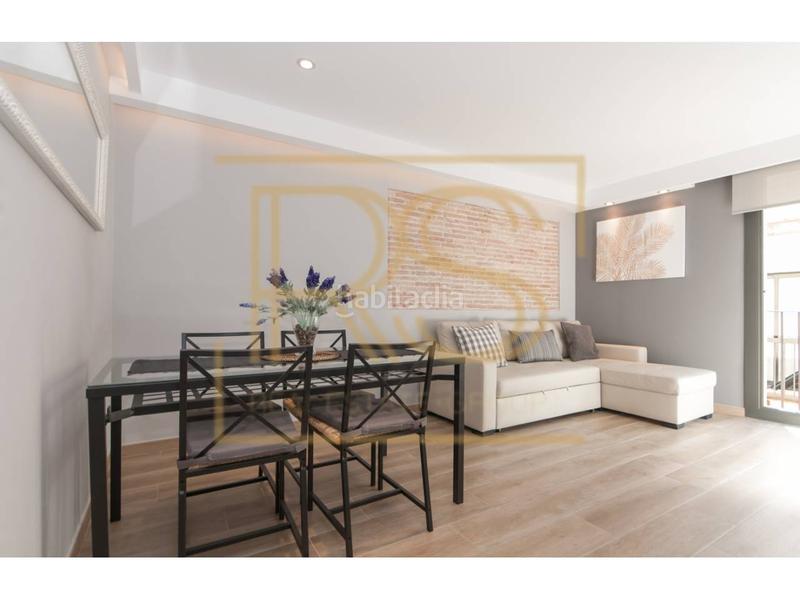 Foto f44a2a36-1ee2-455a-802f-e2c0e41b205b. Miete etagenwohnung mit heizung in Raval Barcelona