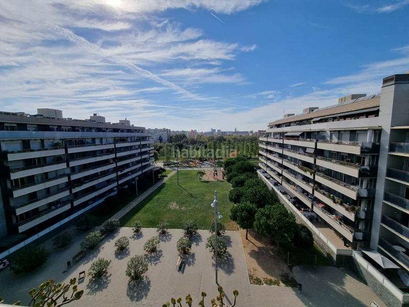 Foto 979dd021-7a76-43b4-a58c-aebe6a8d1dd5. Miete etagenwohnung mit heizung parking in La Catalana Sant Adrià de Besòs