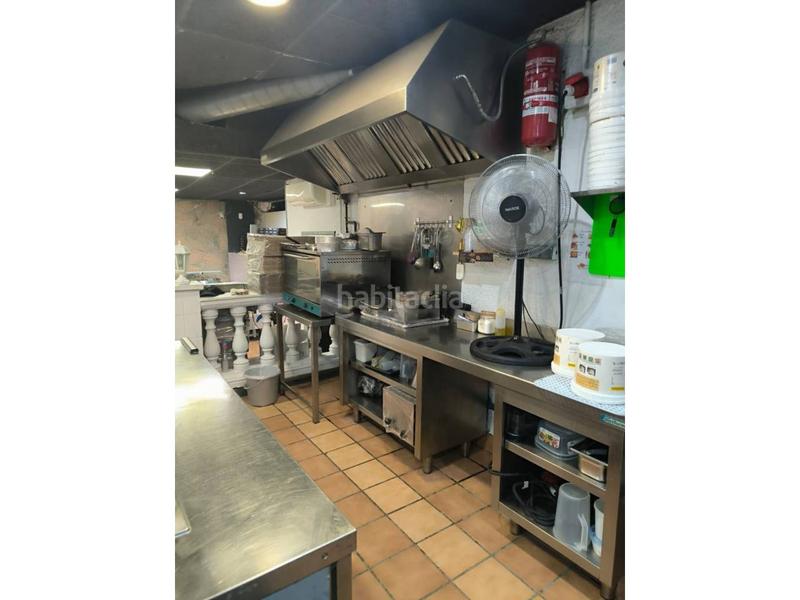 Foto b42854f1-3ff8-4e12-b6f4-98486b61c0bb. Traspàs local comercial a Els Pins Blanes