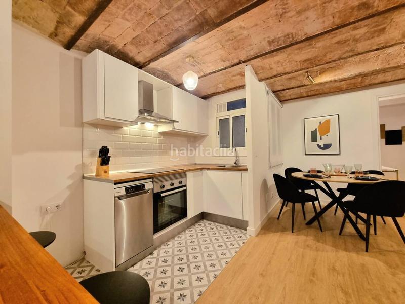 Foto 4c13f9bc-2d67-4769-9432-b07618325f7d. Rent flat in El Poble Sec - Parc de Montjuïc Barcelona