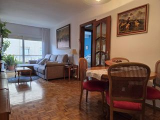 Piso  Calle elipse. Piso amplio y luminoso en finca se�orial junto al metro de pubil
