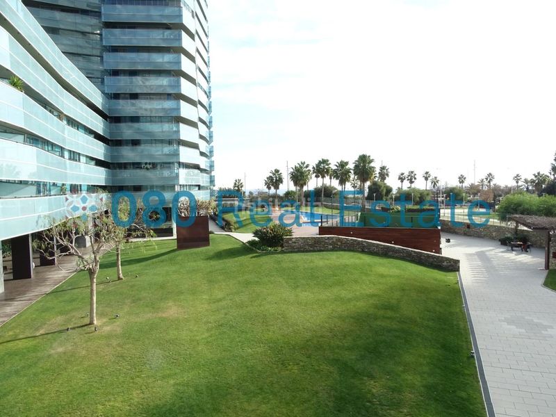 Foto 071e0992-95a4-40e1-b76d-bb48d74fb411. Apartament amb piscina a Diagonal Mar i el Front Marítim del Poblenou Barcelona