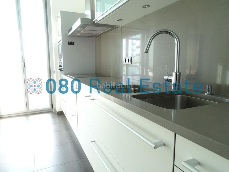 Foto 2322dbf9-71d0-43ef-bda7-506c5bc6df6f. Apartament amb piscina a Diagonal Mar i el Front Marítim del Poblenou Barcelona
