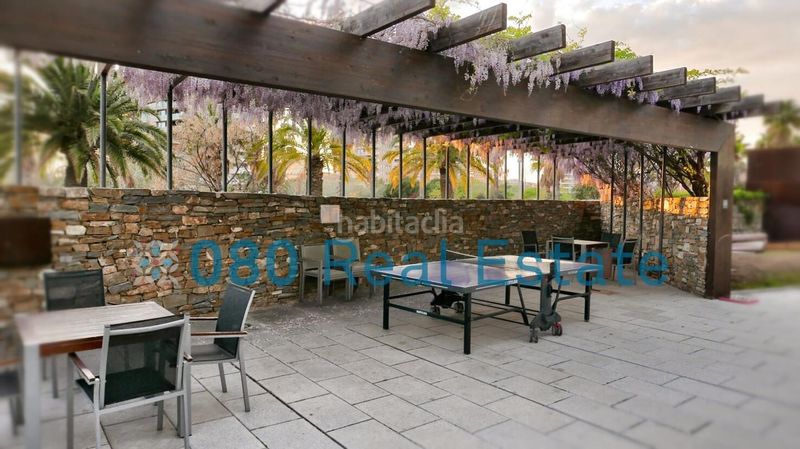 Foto 9a70fb58-ee91-4263-81f5-0d8026993860. Apartament amb piscina a Diagonal Mar i el Front Marítim del Poblenou Barcelona